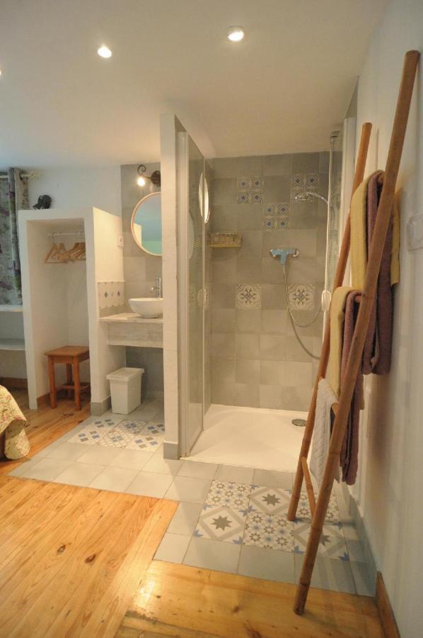 Bed and Breakfast Mas Le Pont Des Aubes Л'Иль-сюр-ла-Сорг Экстерьер фото